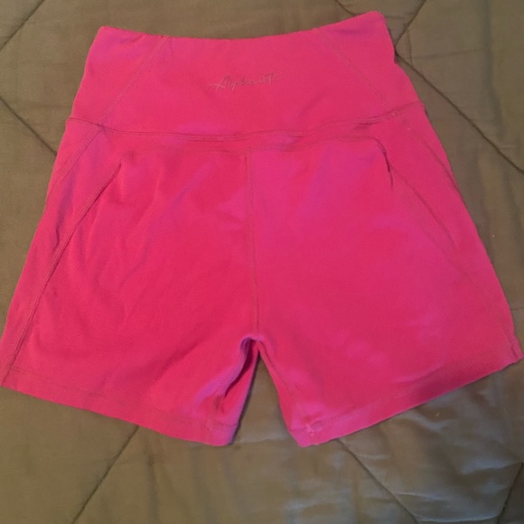 Alphalete Shorts - Picture 3 of 5